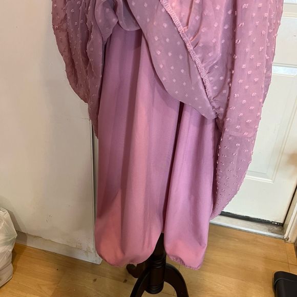 Elegant Pink Maxi Dress - Picture 8 of 11